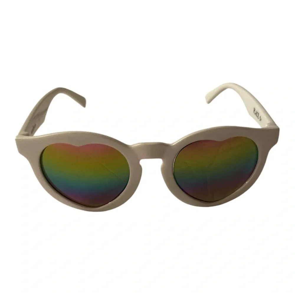 The Children's Place set of Rainbow Tie-Dye Case and heart shaped tinted lenses